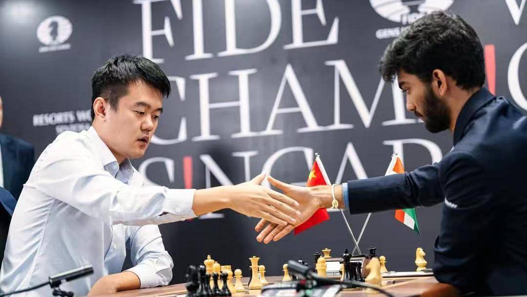 国际象棋世界冠军赛丨教科书级名场面！来自棋王丁立人的最强反击